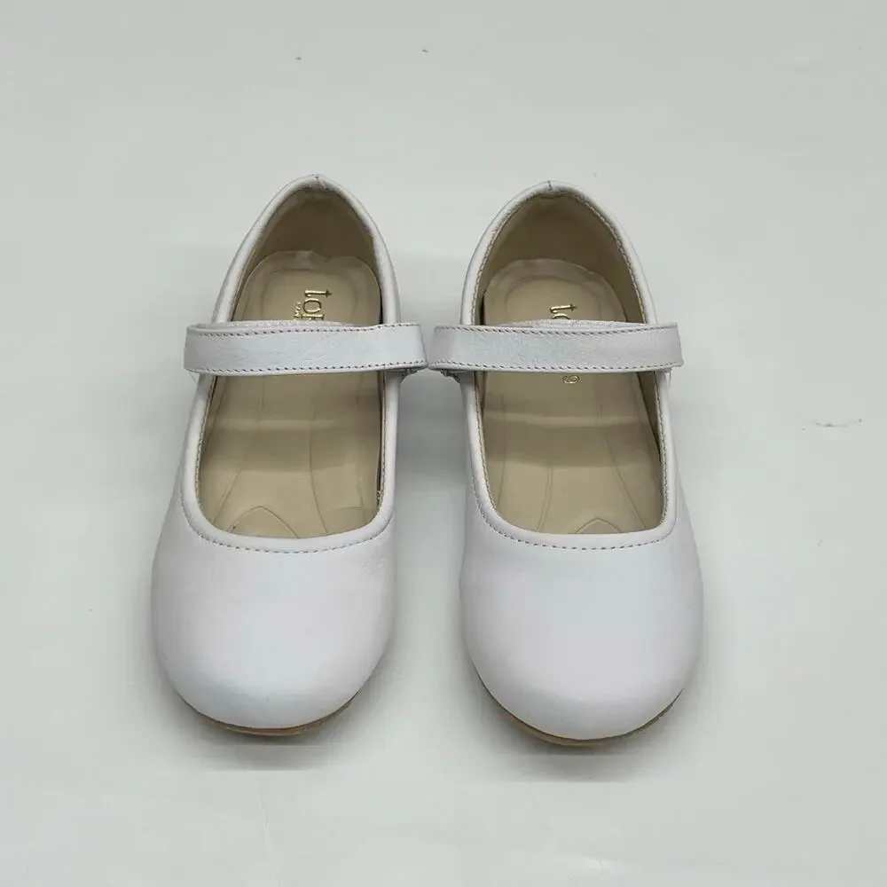NWT Toke Size 35 (USA 2) White Mary Janes